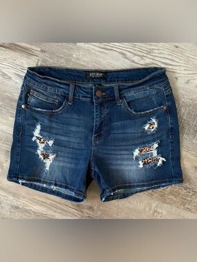 Judy Blue Frayed Cut Out Leopard Denim Jean Shorts Woman's/Teen Size Large
